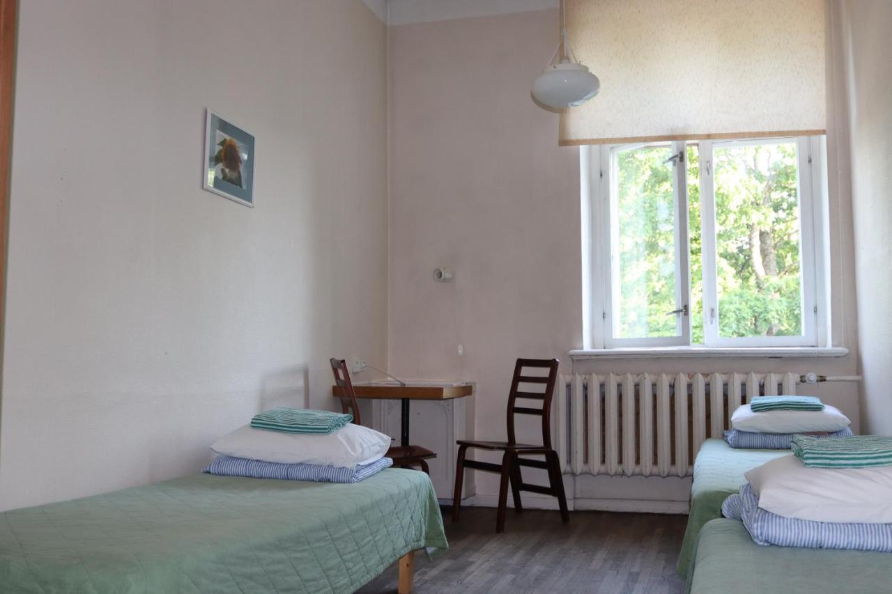 Hostel Louna Пярну Экстерьер фото
