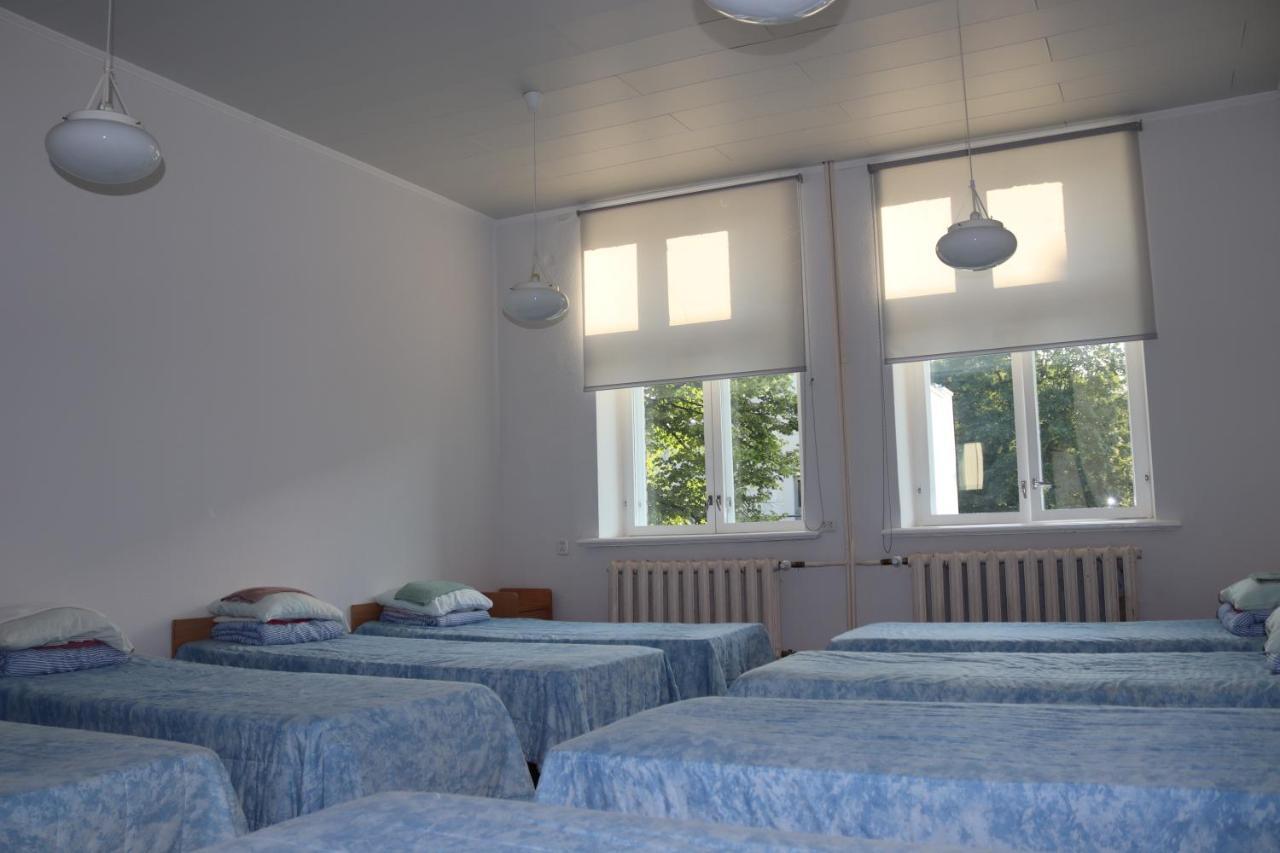Hostel Louna Пярну Экстерьер фото
