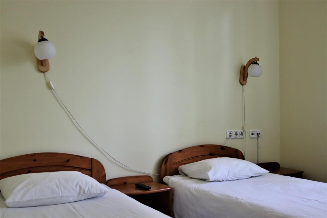 Hostel Louna Пярну Экстерьер фото