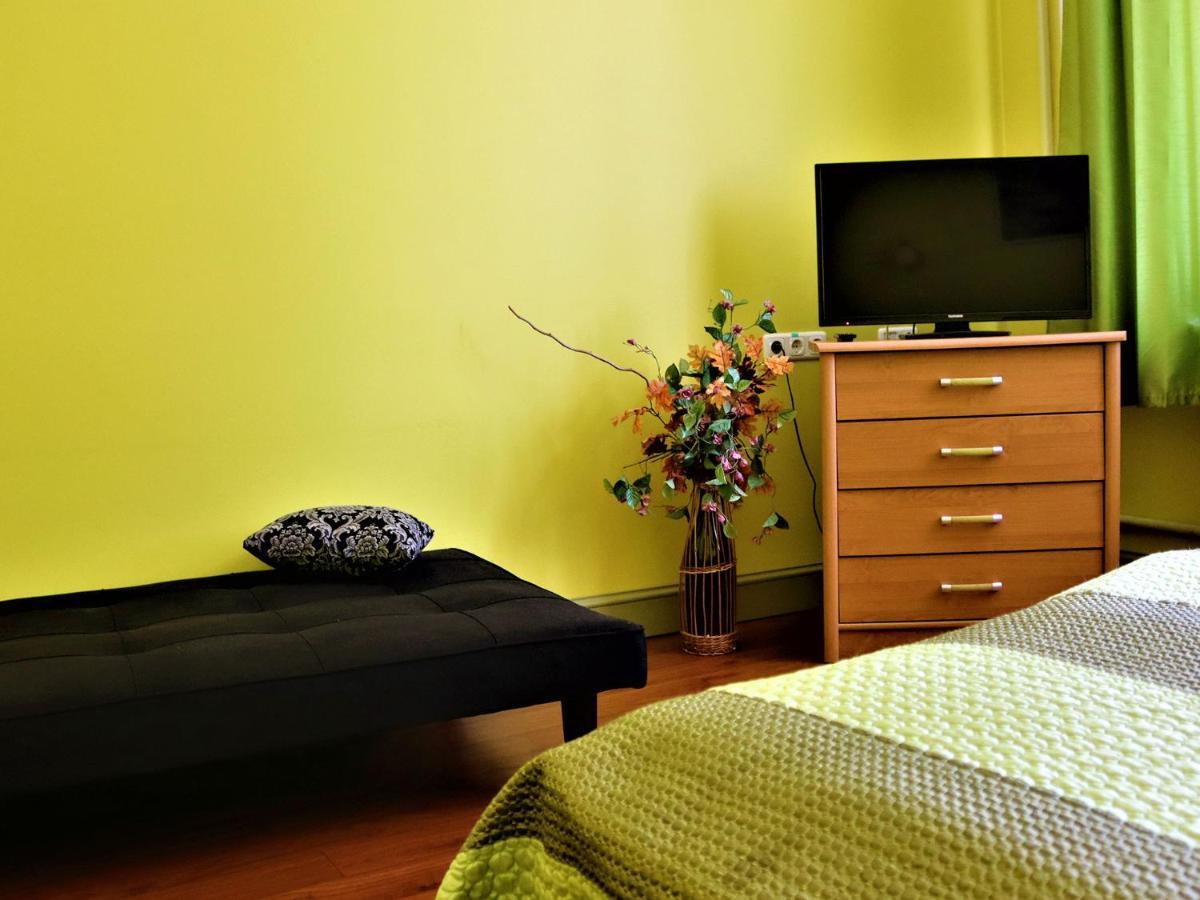 Hostel Louna Пярну Экстерьер фото